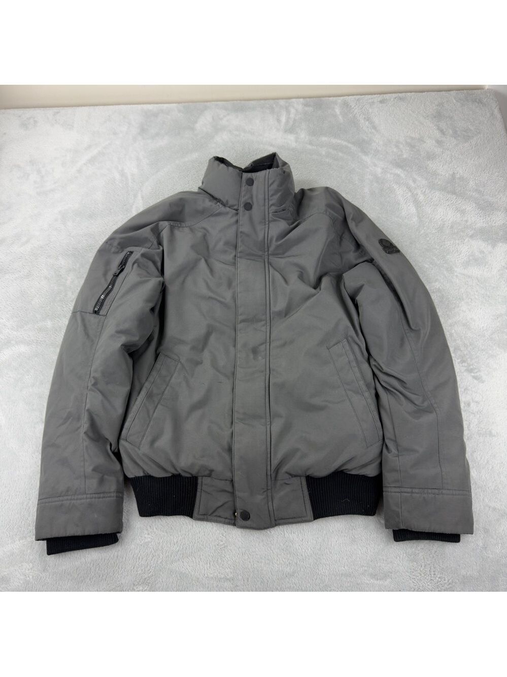 Roots Grey Puffer Jacket Men's Size Small 550 Duck Down Fill Power Winter Parka